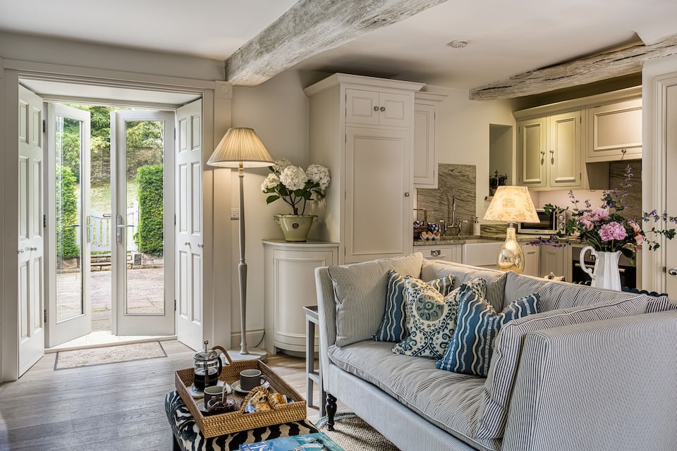 Cottage di lusso del 18 ° secolo a Tinwell è una dimora da sogno per le coppie in cerca di una vacanza romantica. — foto 1