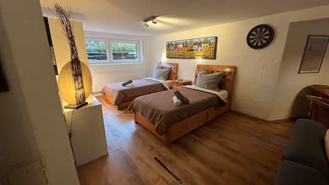 StayHere I Kitchen | Billiards | Cinema l Private entrance