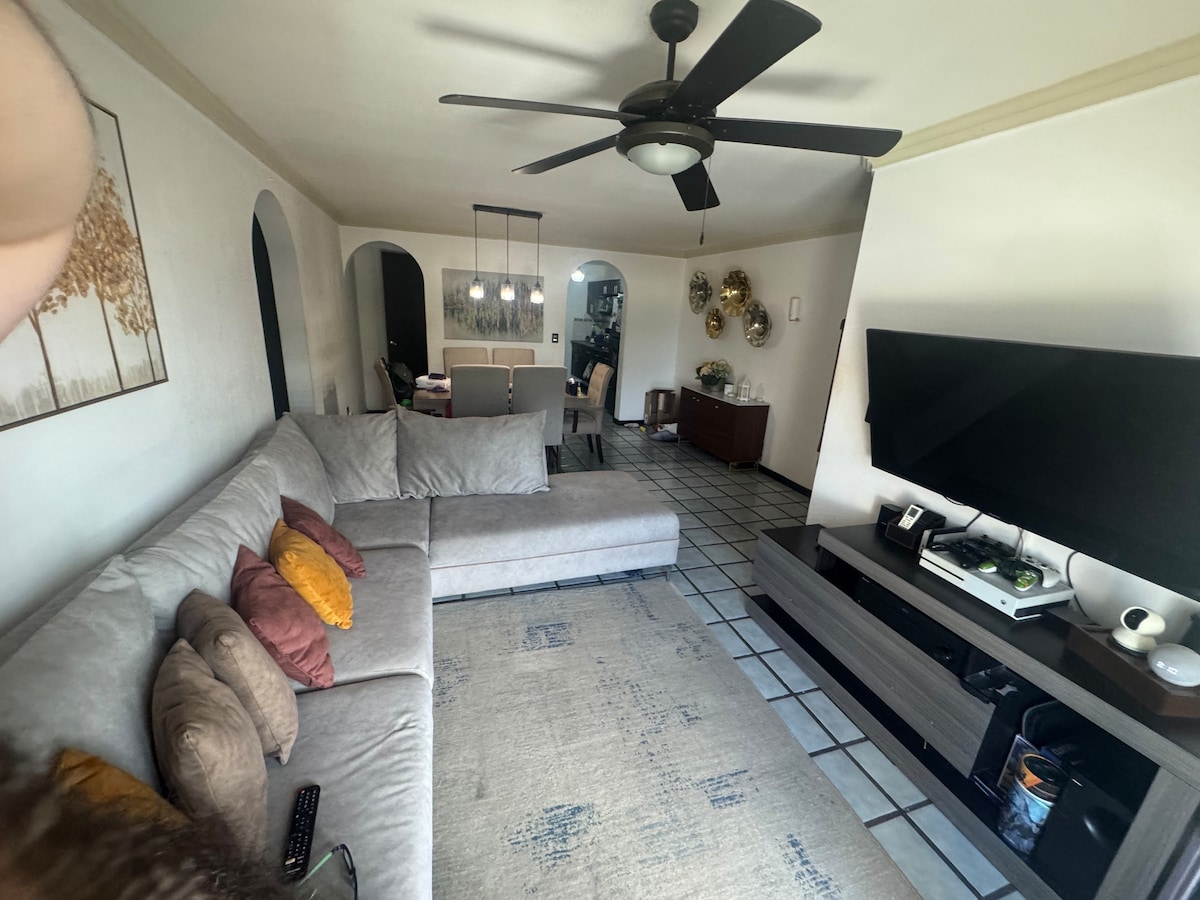 غرفة المعيشة