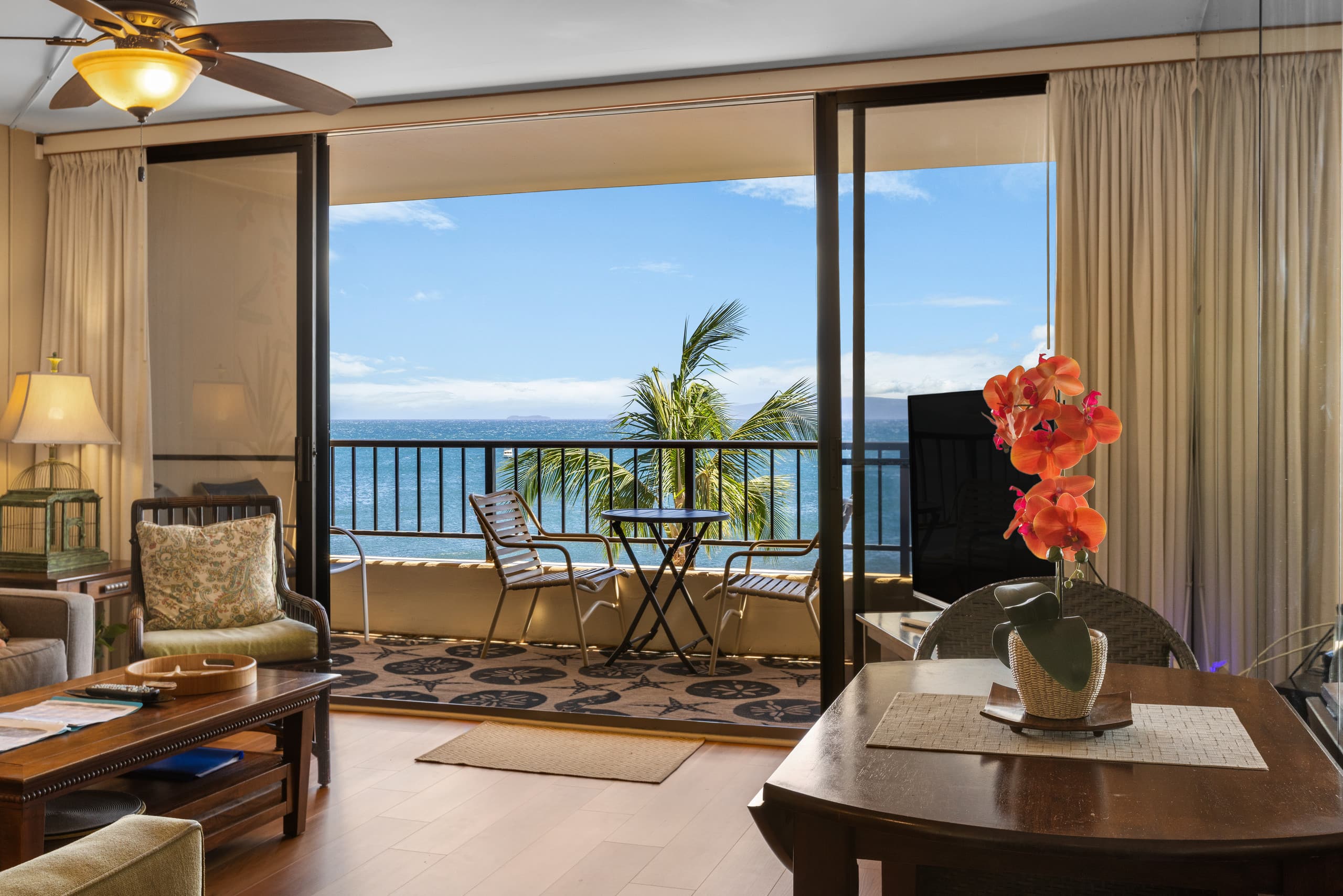 Sugar Beach! Direct Ocean Front! Best Views! #620 - Image 4