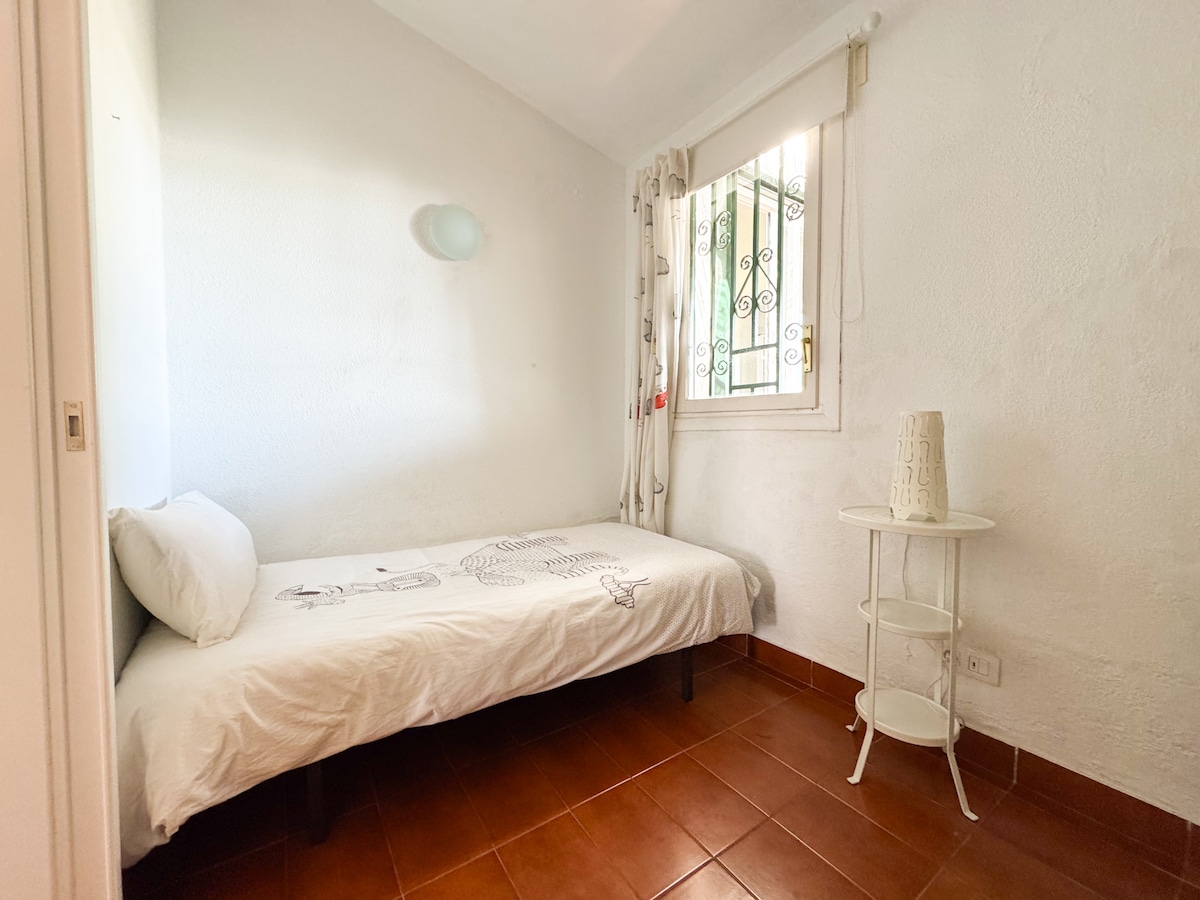 საძინებელი 2