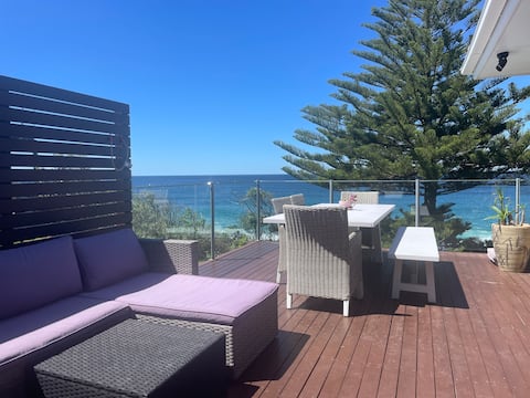 South Pacific Oceanfront BeachHouse