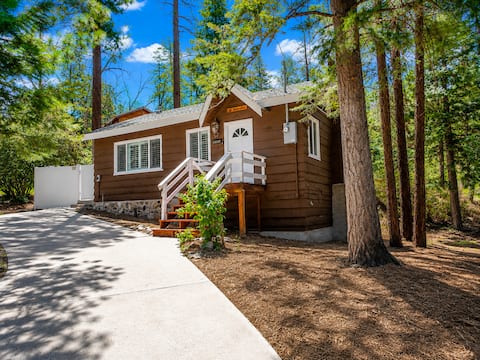 Moonridge | Hot Tub + Fireplace + Forest Views