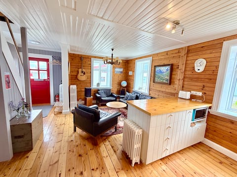 The little old house by the sea