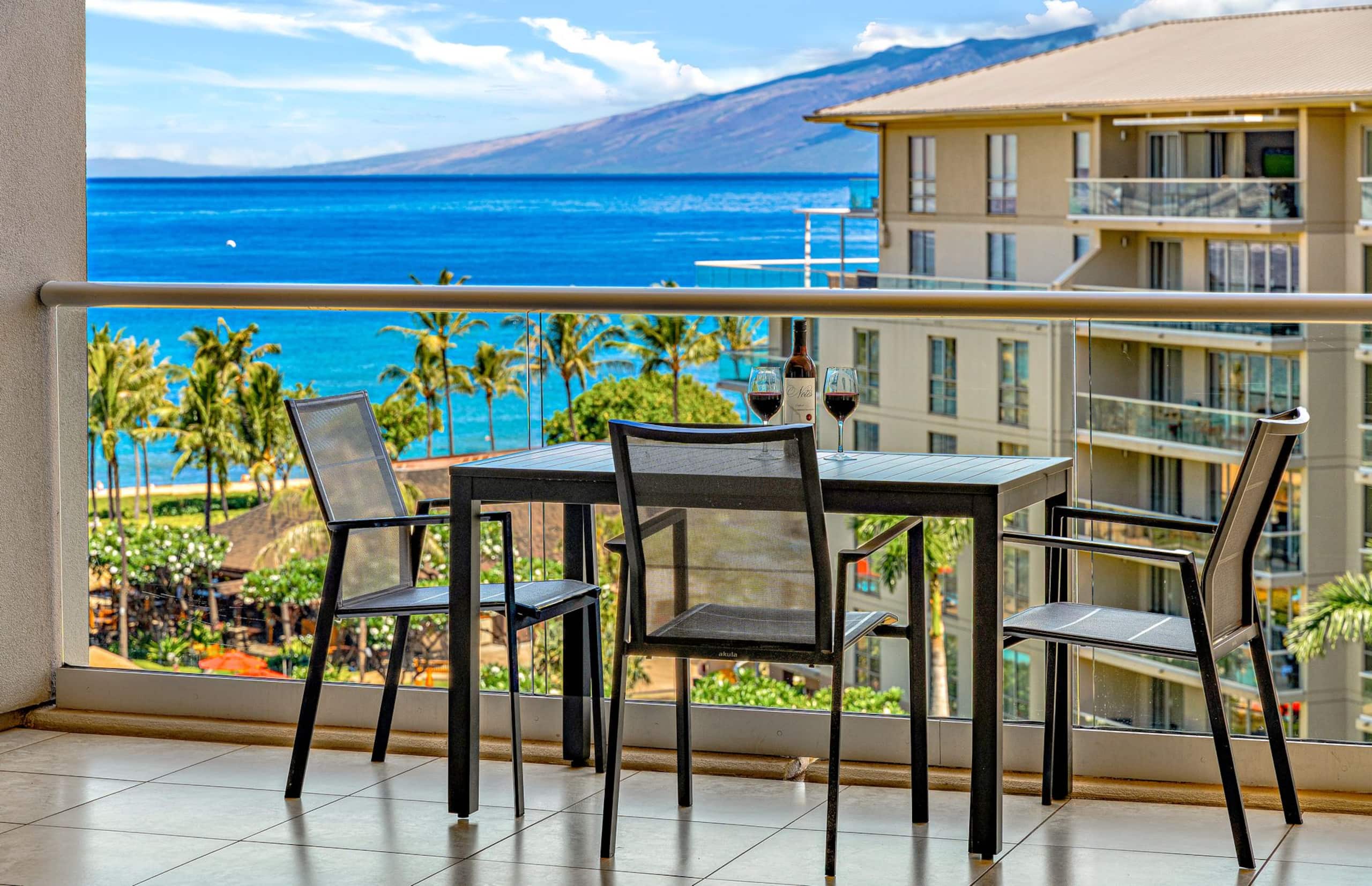 Condo in Lahaina · ★4.9 · Studio · 2 beds · 1 bath - Image 11