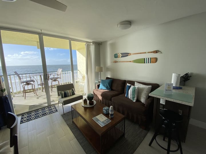 Oceanfront Marco Island Apartment - Marco Island