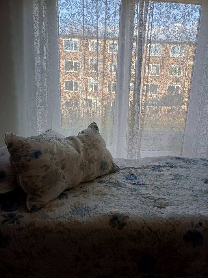 غرفة النوم 2