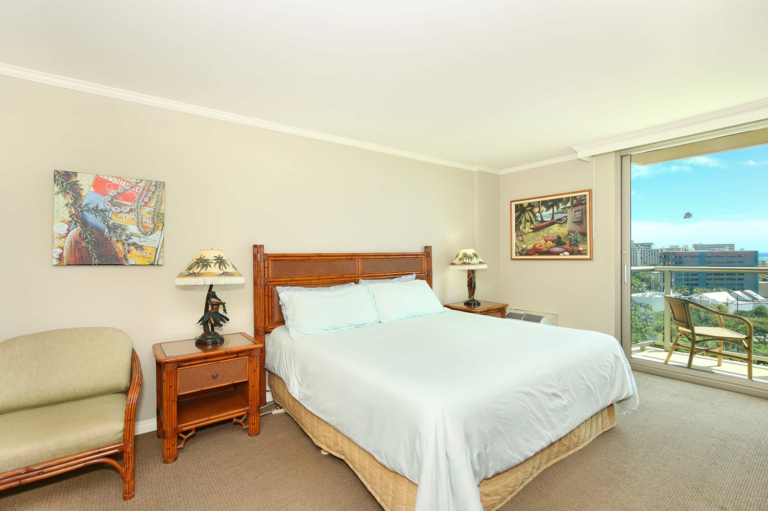 Condo in Honolulu · ★4.81 · 1 bedroom · 1 bed · 1 bath - Image 8