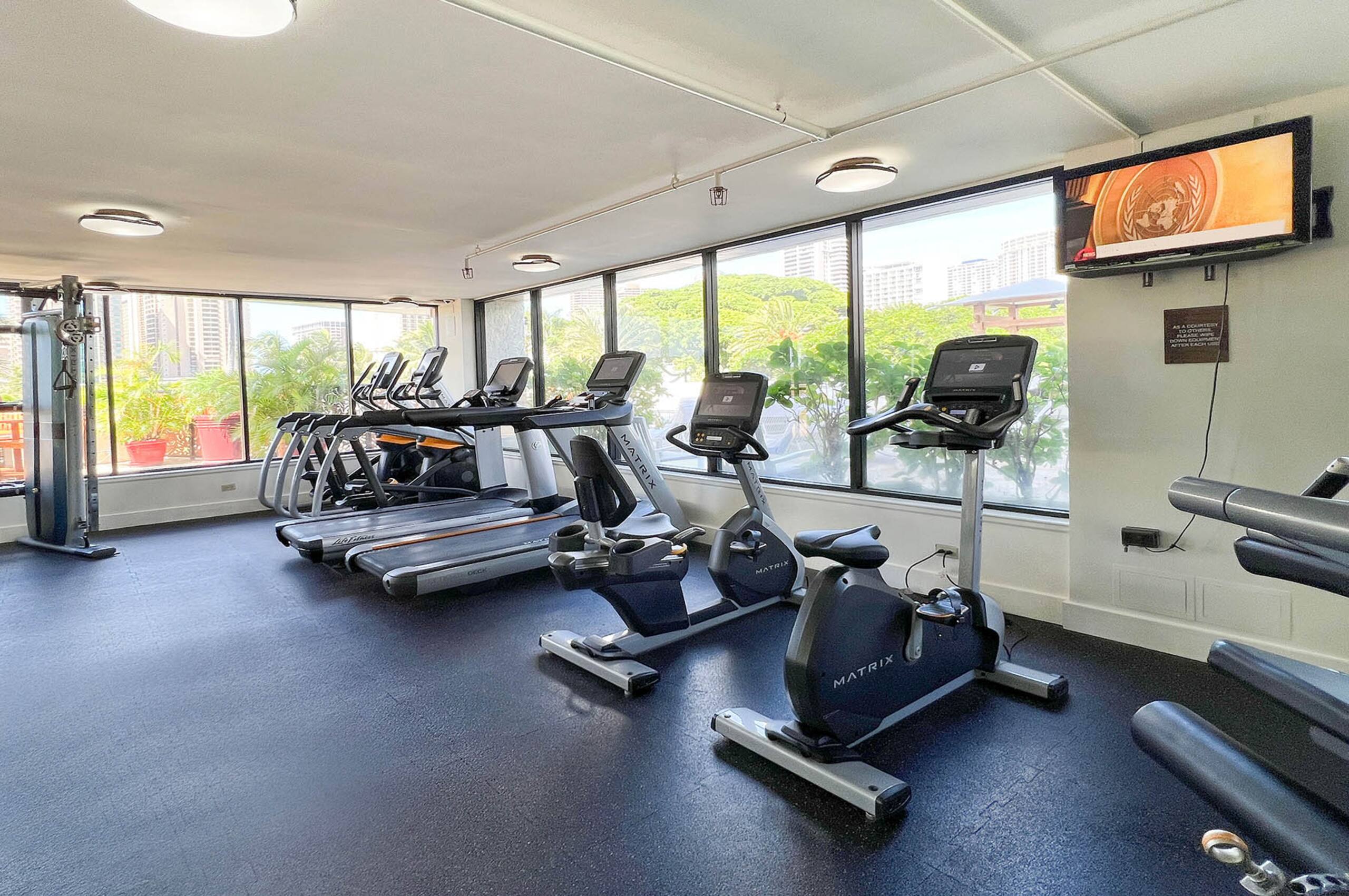 Condo in Honolulu · ★4.81 · 1 bedroom · 1 bed · 1 bath - Image 18