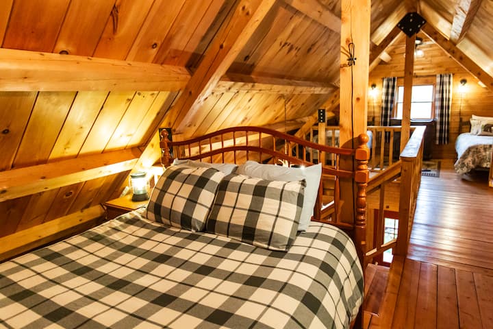 ლოფტი 1: საწოლი 152×203 სმ, ორადგილიანი საწოლი