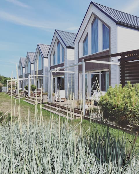 Apartments Cheerful cottage 4