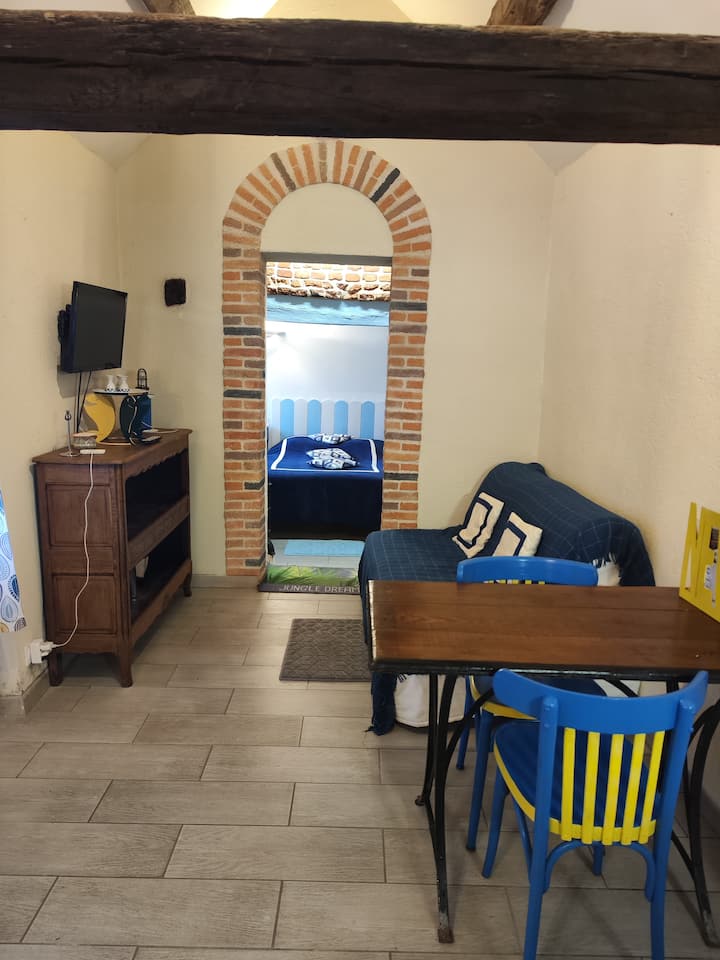 Le Clos Sainte Myrtille - ibis Styles Honfleur Centre Historique