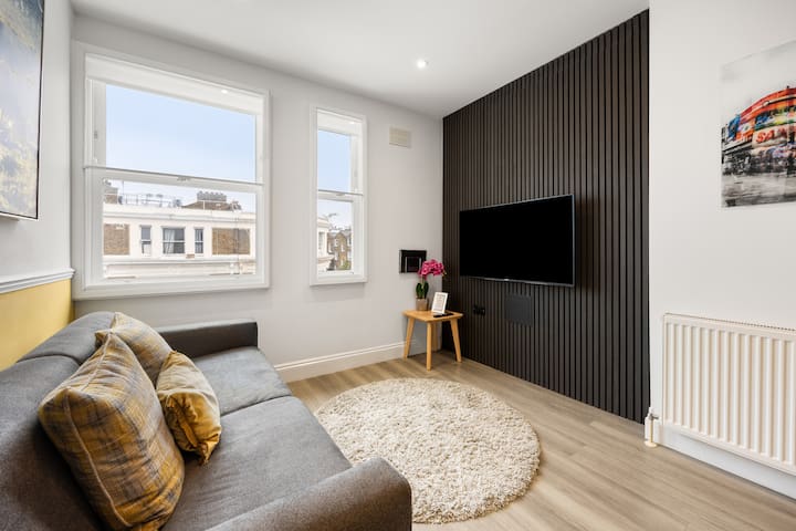 Bright & Contemporary 2-Bed Notting Hill Apartment