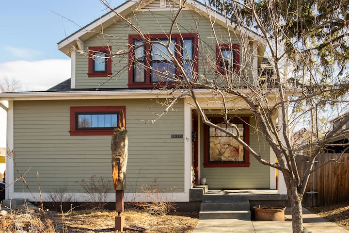 Ollie's House - Bozeman, MT