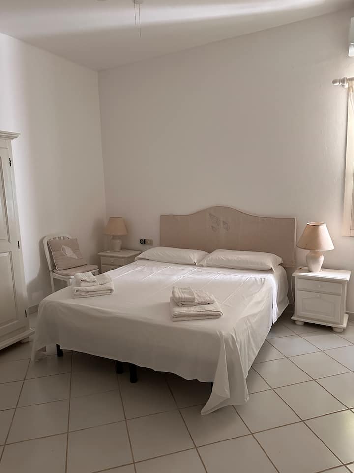 Schlafzimmer 4