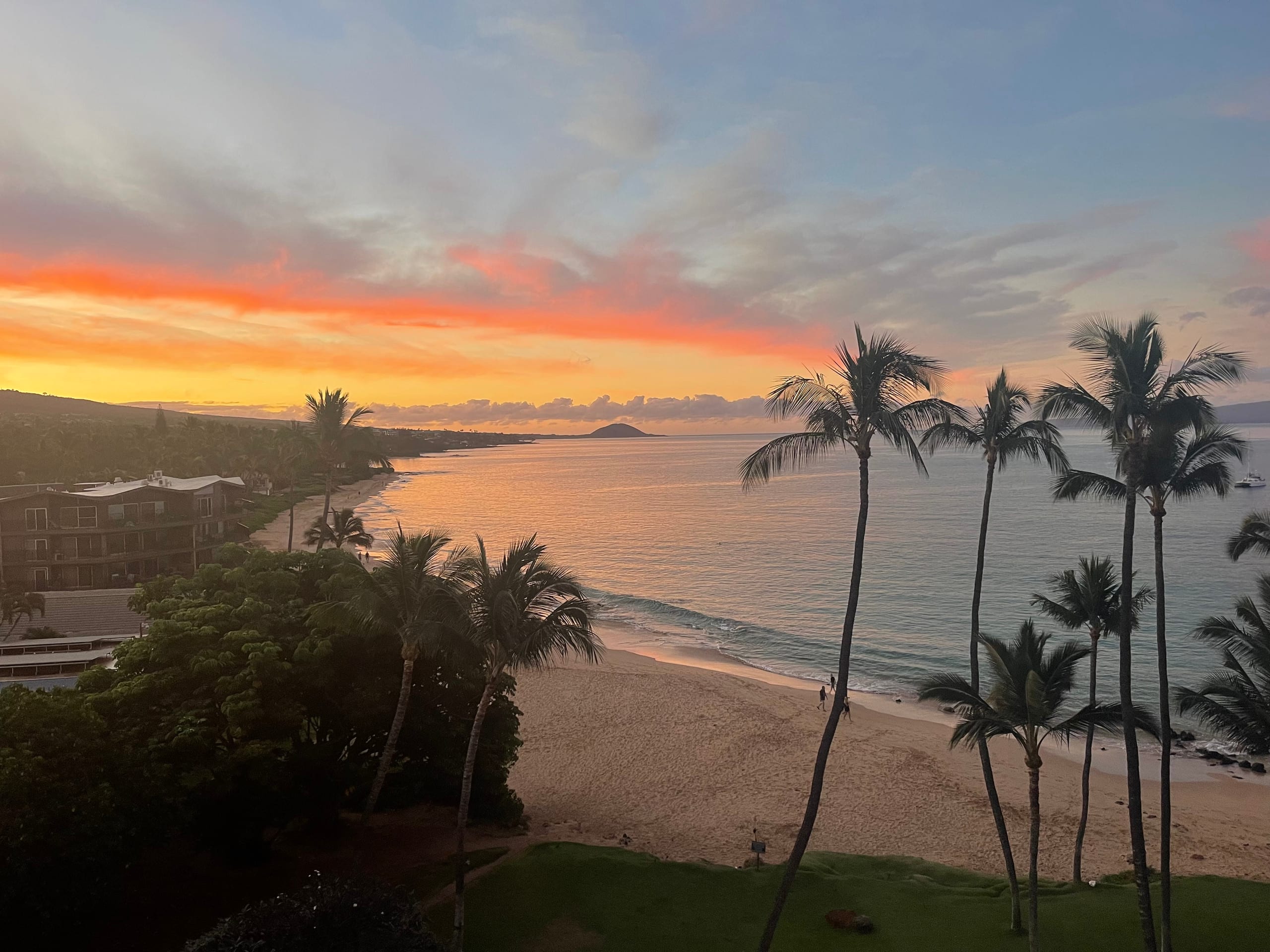 Condo in Kihei · ★4.99 · 2 bedrooms · 3 beds · 2 baths - Image 39