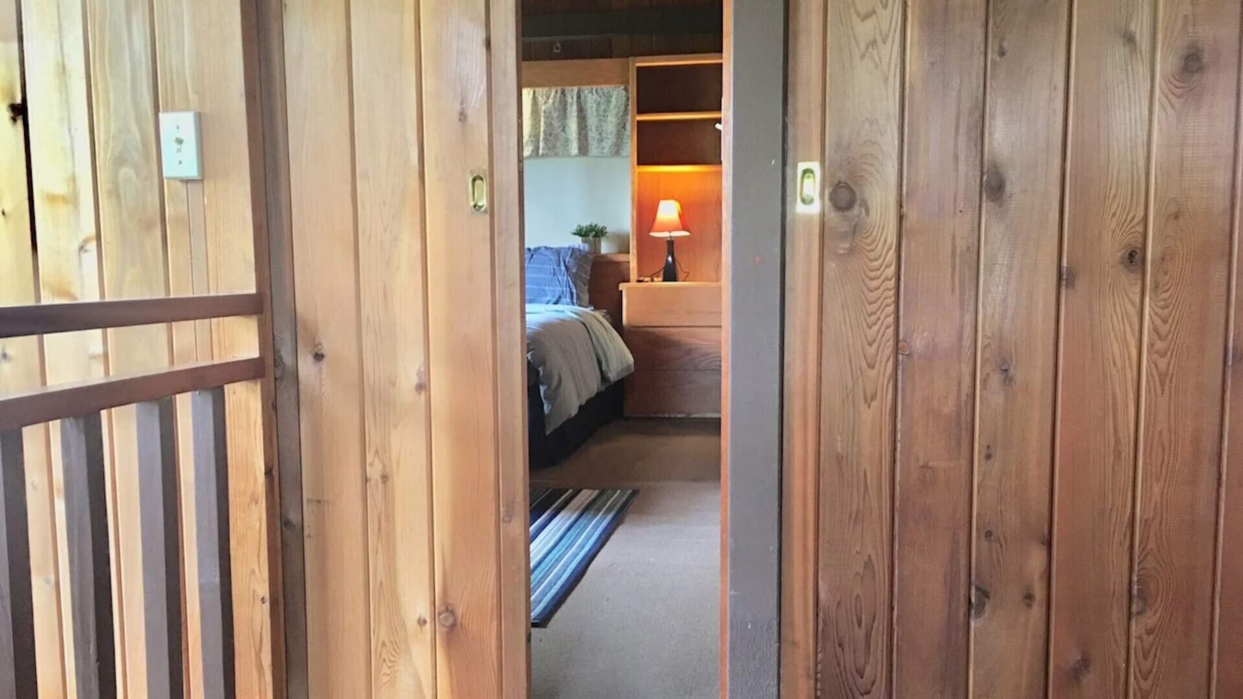 Cabin in Volcano · ★4.84 · 2 bedrooms · 4 beds · 1 bath - Image 12