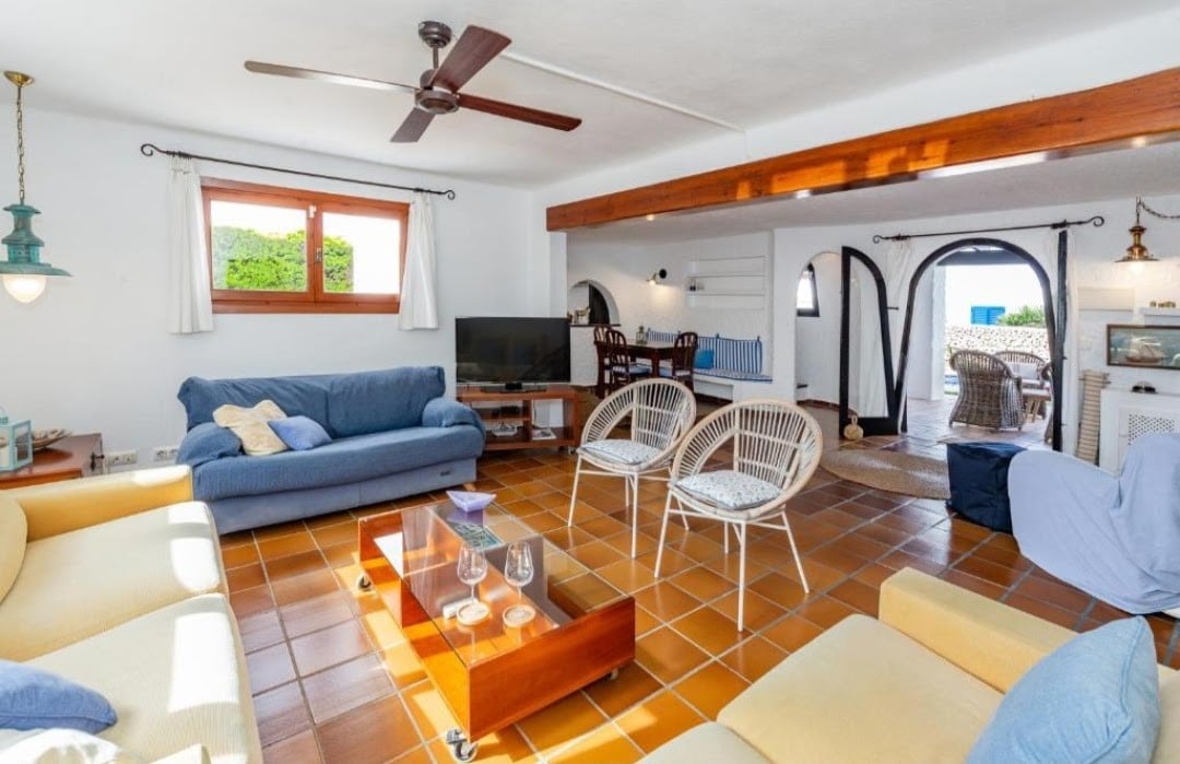Popular Airbnb listing: Charming accommodation in Sant Lluís