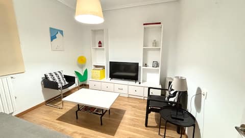 Successful Airbnb property: VuT Mountain routes. (Pet friendly) in León