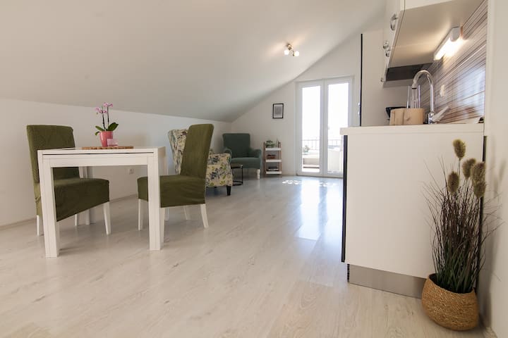Stylish and cozy, Apartment Nika, A2 - Apartments for Rent in Bol