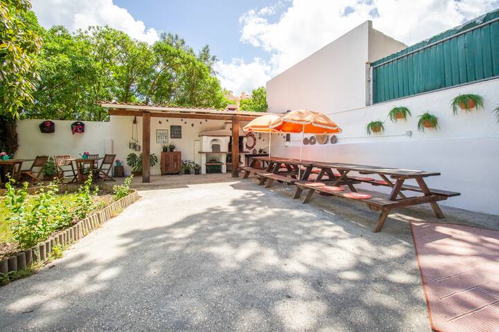 Lisbon Beach Villa gallery image 2