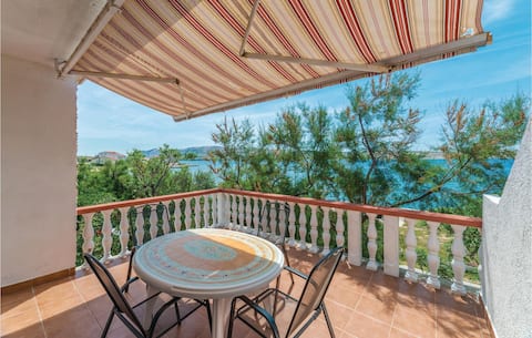 Top performing Airbnb: Beautiful apartment in Kustici with WiFi in Kustići