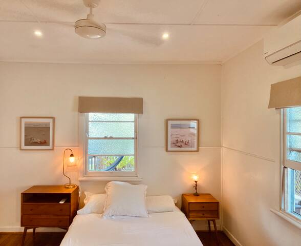 The Little Green House By the Sea gallery image 4