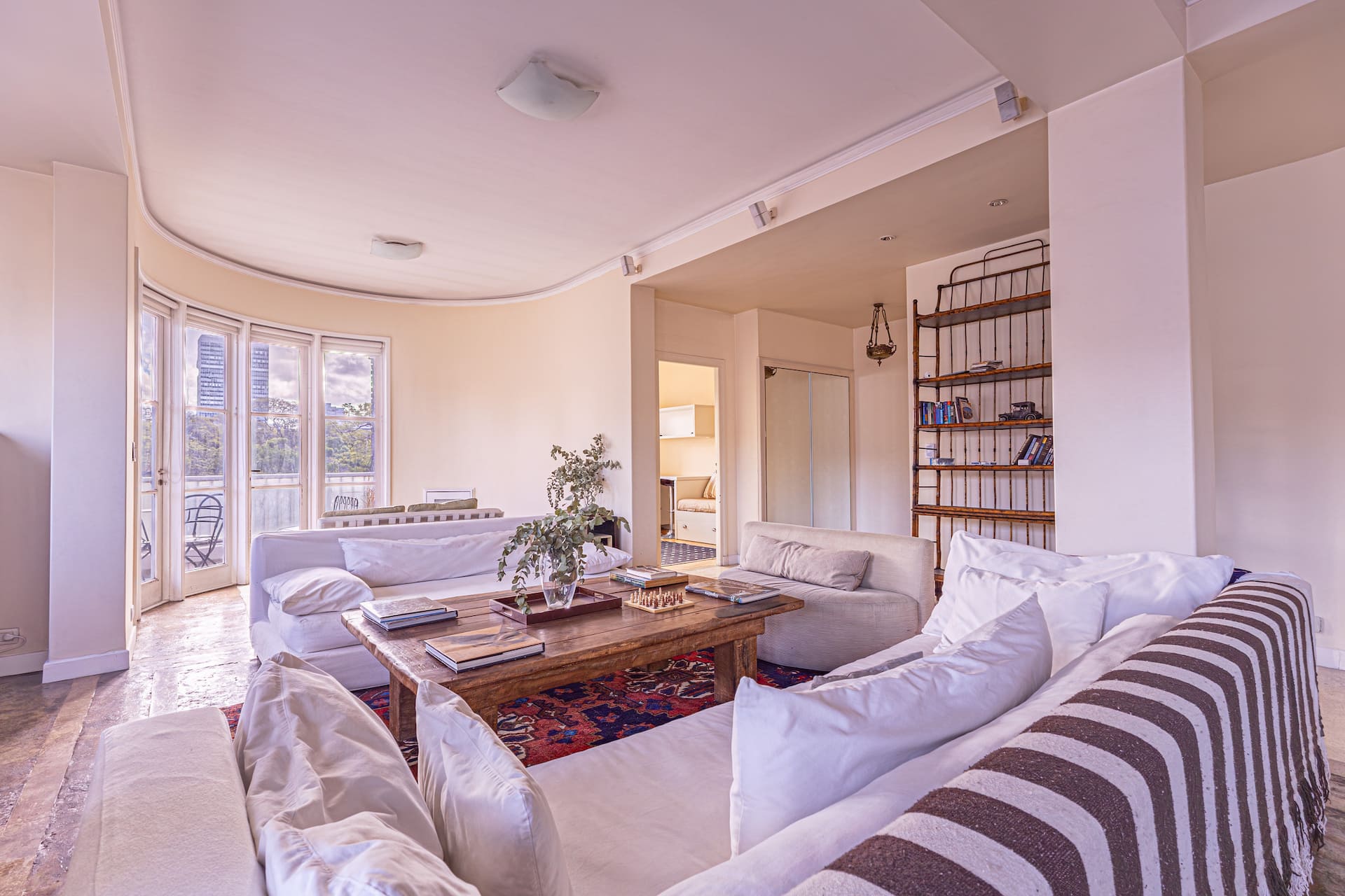 Apartamento de 3 quartos com escritório em Retiro