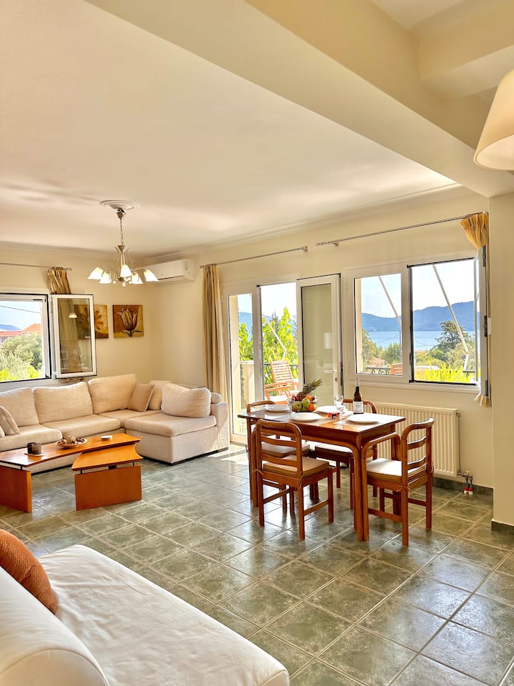 Kate's Place Apartment, 5' Walk From The Beach - Cephalonia