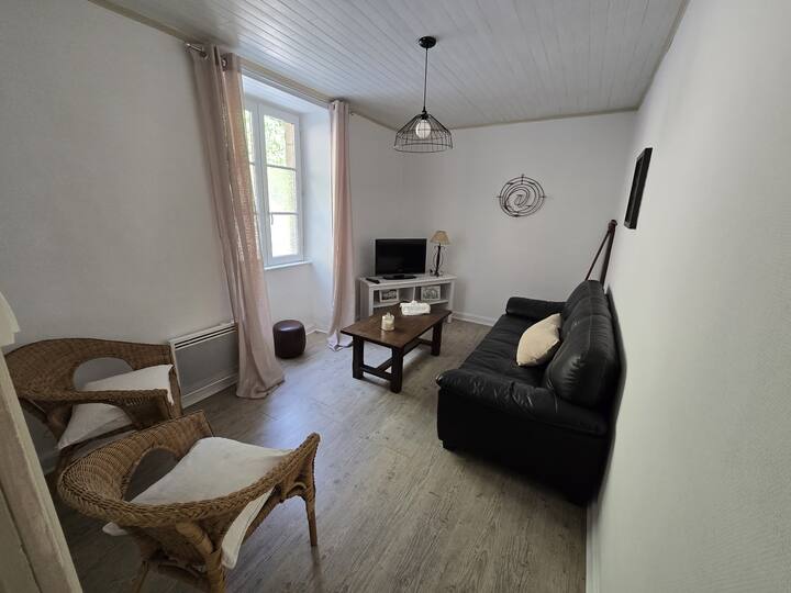 Gîte Le Nadalou - 6 Personnes - Argentat-sur-Dordogne