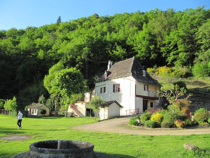 Gîte Le Nadalou - 6 Personnes - Argentat-sur-Dordogne