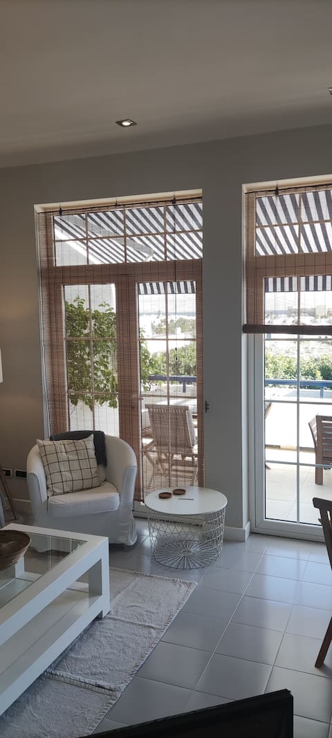 Popular Airbnb listing: Duplex with an ocean view in Teguise