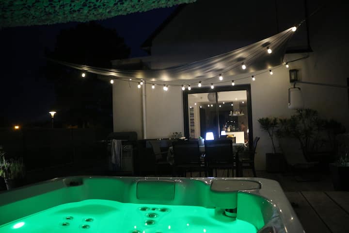 Maison Avec Spa Contemporaine Et Spacieuse - La Turballe