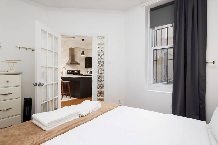 Dreamy Loft Plateau: Spacious 3BR full equipped gallery image 5