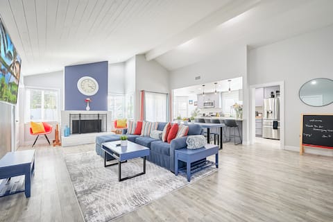 New. Modern. Clean 3B/3B ~ 2.5 mi to Newport Beach