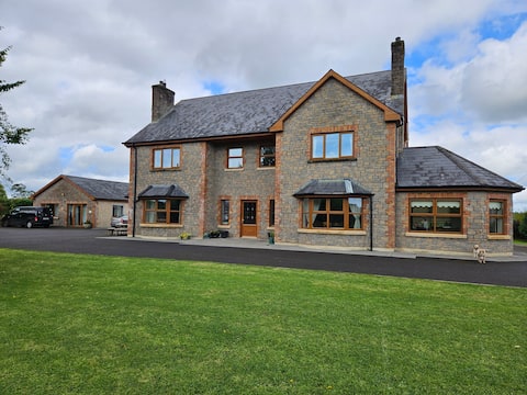 Farnham view bed and breakfast
Entire home