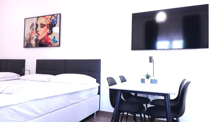 Comfortable Motel Style Room (Free Parking) - Piran