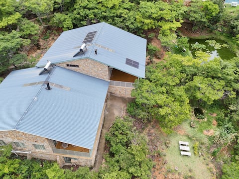 Zumbane Lodges (Gairezi & Mutarazi)