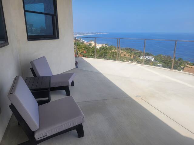 Malibu Everafter – 2 adjoining suites gallery image 2