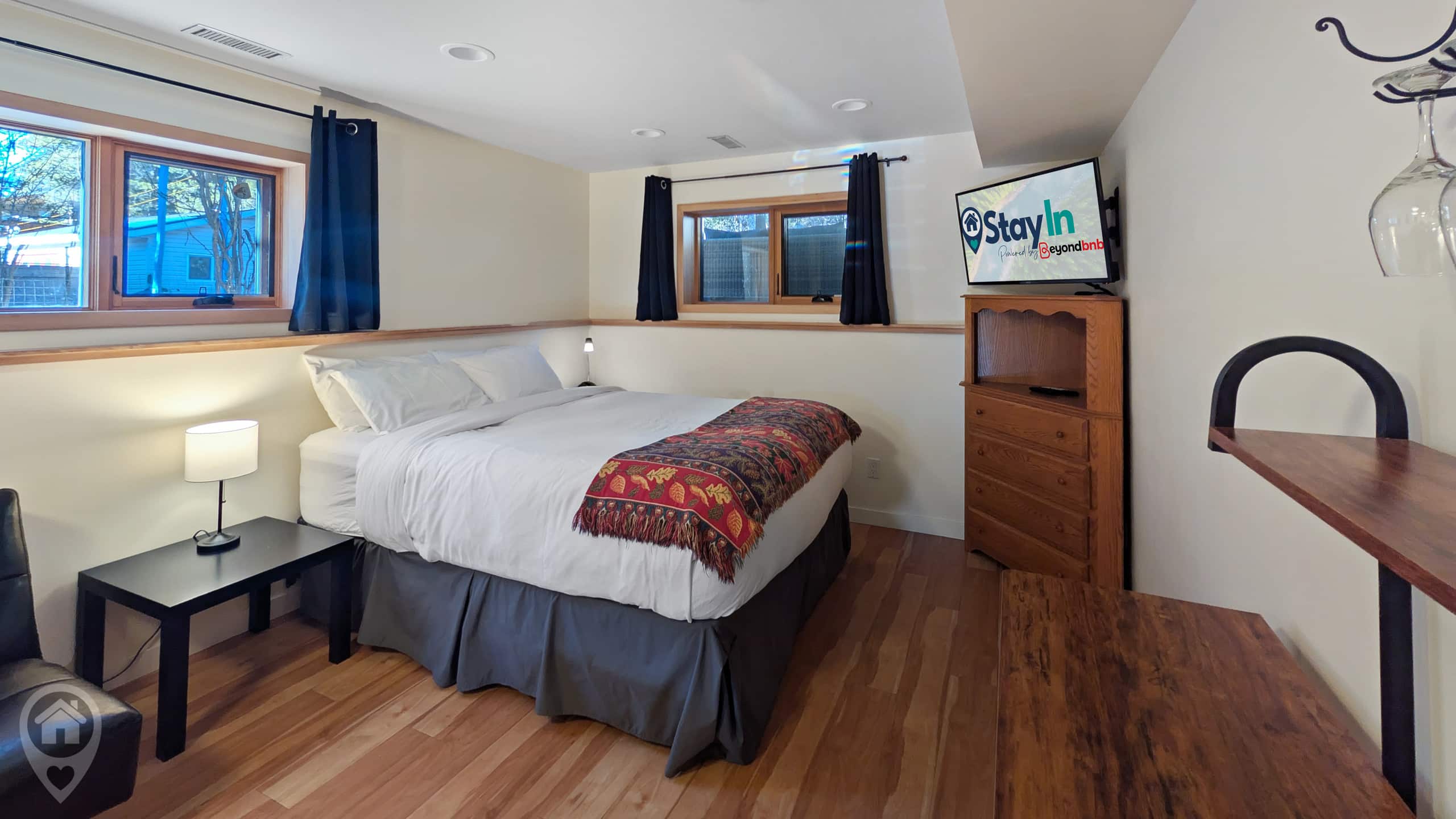 The Burrow - cozy 1 bedroom studio - Main photo