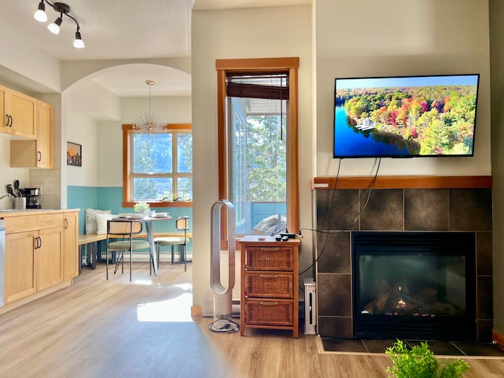 Top Floor Mtn View/heated Pool/hot Tub/balcony/bbq - Canmore