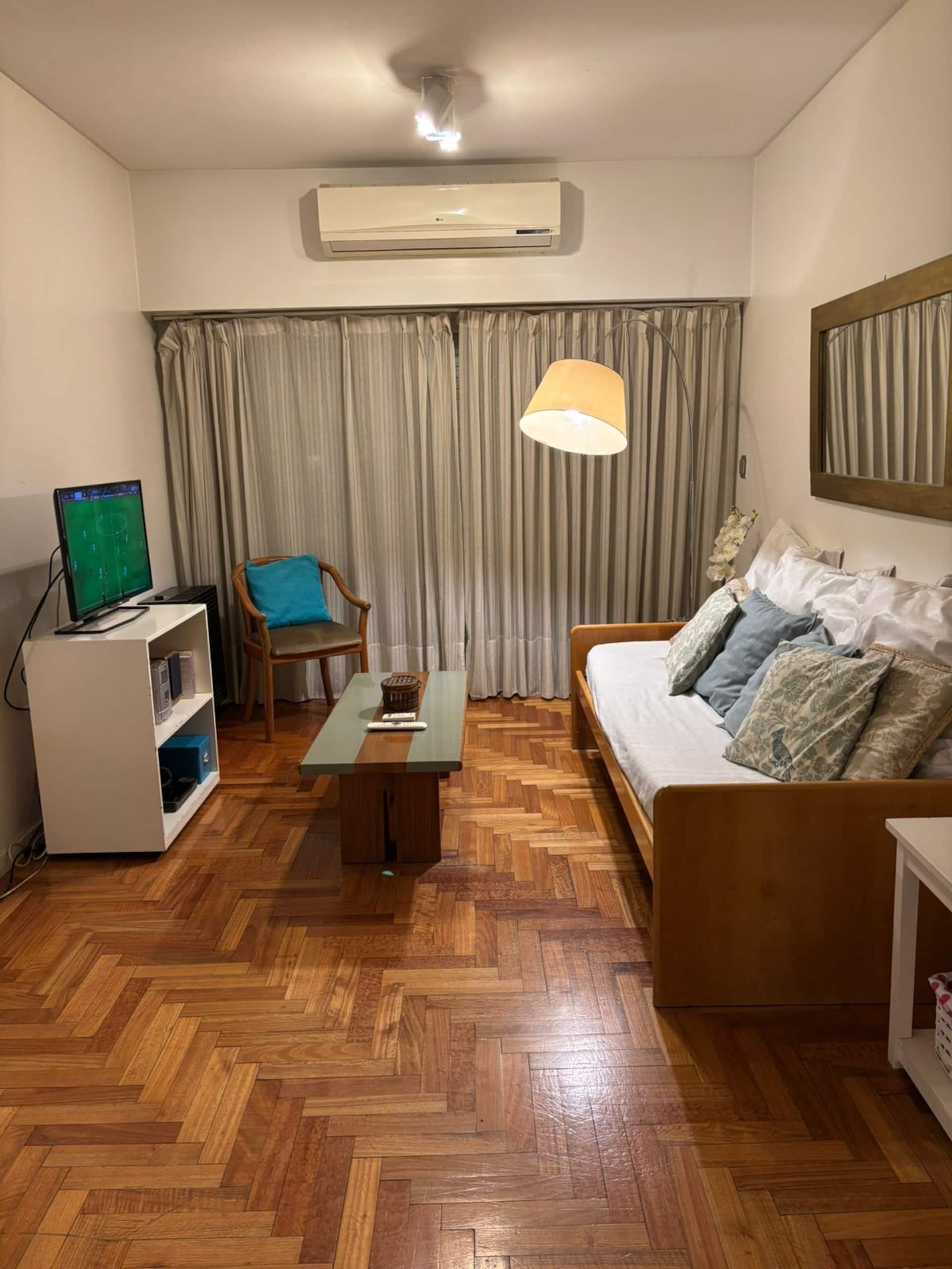 Квартира с 1 спальней и балконом в Recoleta