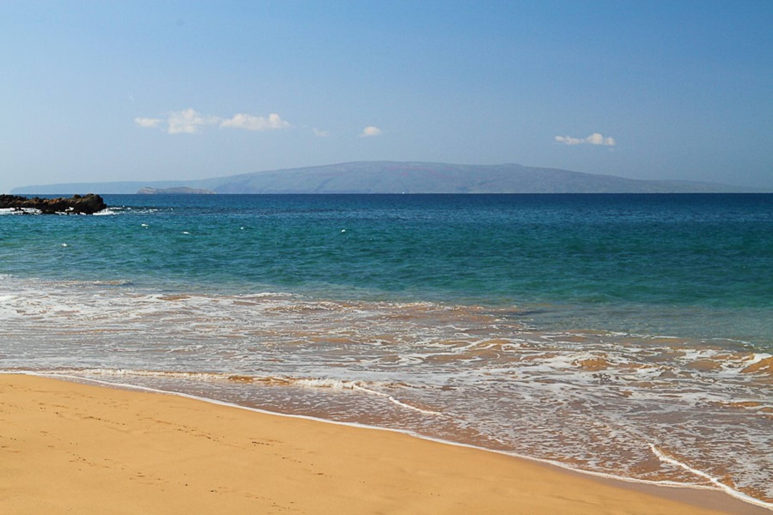 Condo in Kihei · ★4.82 · 2 bedrooms · 3 beds · 2 private baths - Image 38