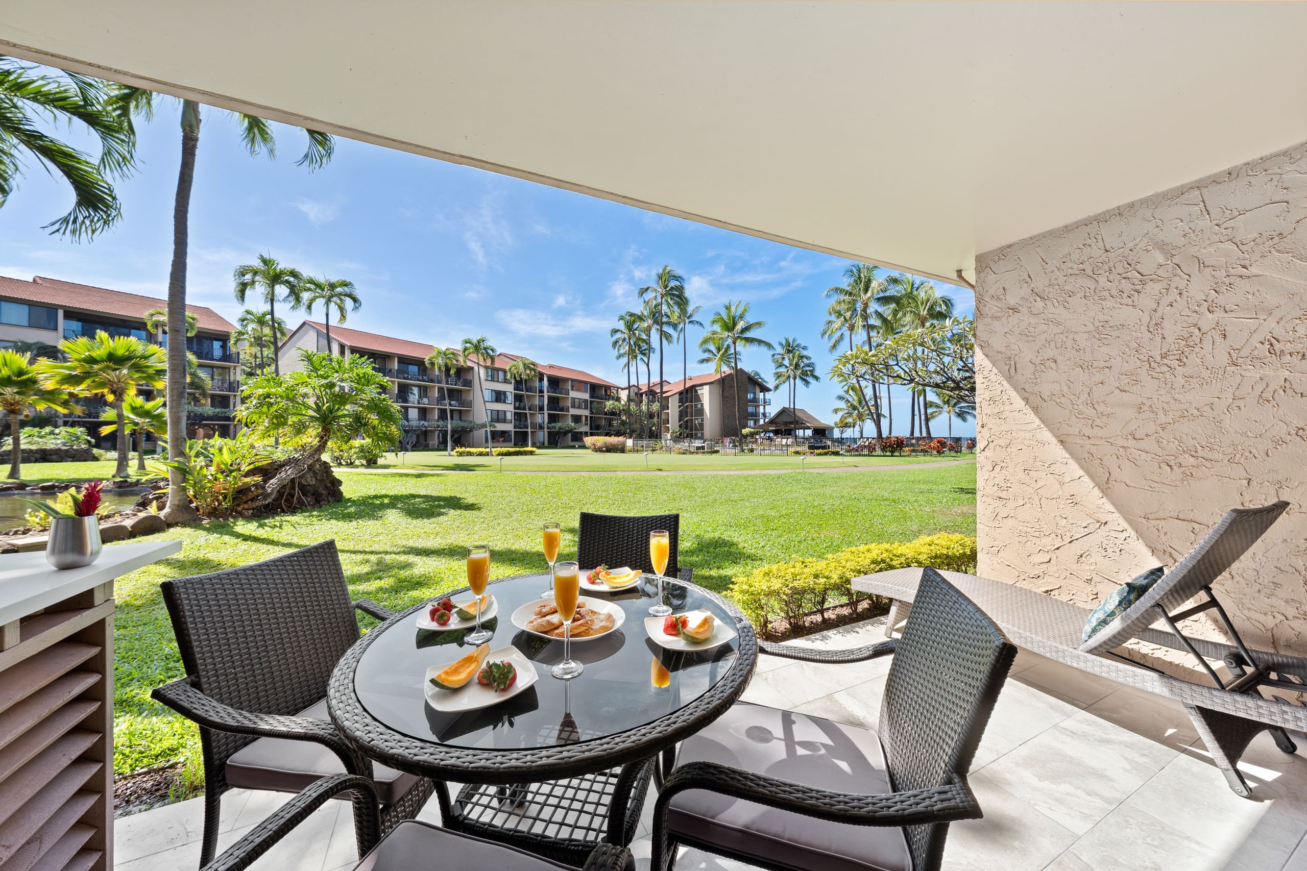 Condo in Lahaina · ★4.97 · 1 bedroom · 2 beds · 1 bath - Image 41