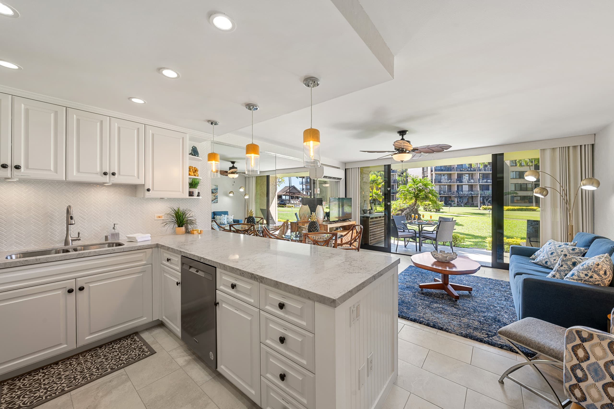 Condo in Lahaina · ★4.97 · 1 bedroom · 2 beds · 1 bath - Image 7
