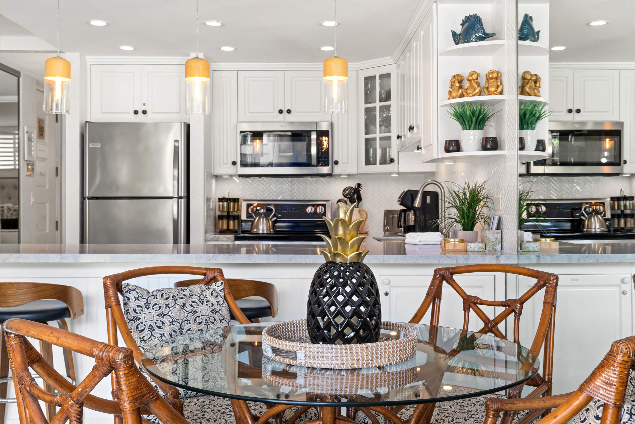 Condo in Lahaina · ★4.97 · 1 bedroom · 2 beds · 1 bath - Image 11
