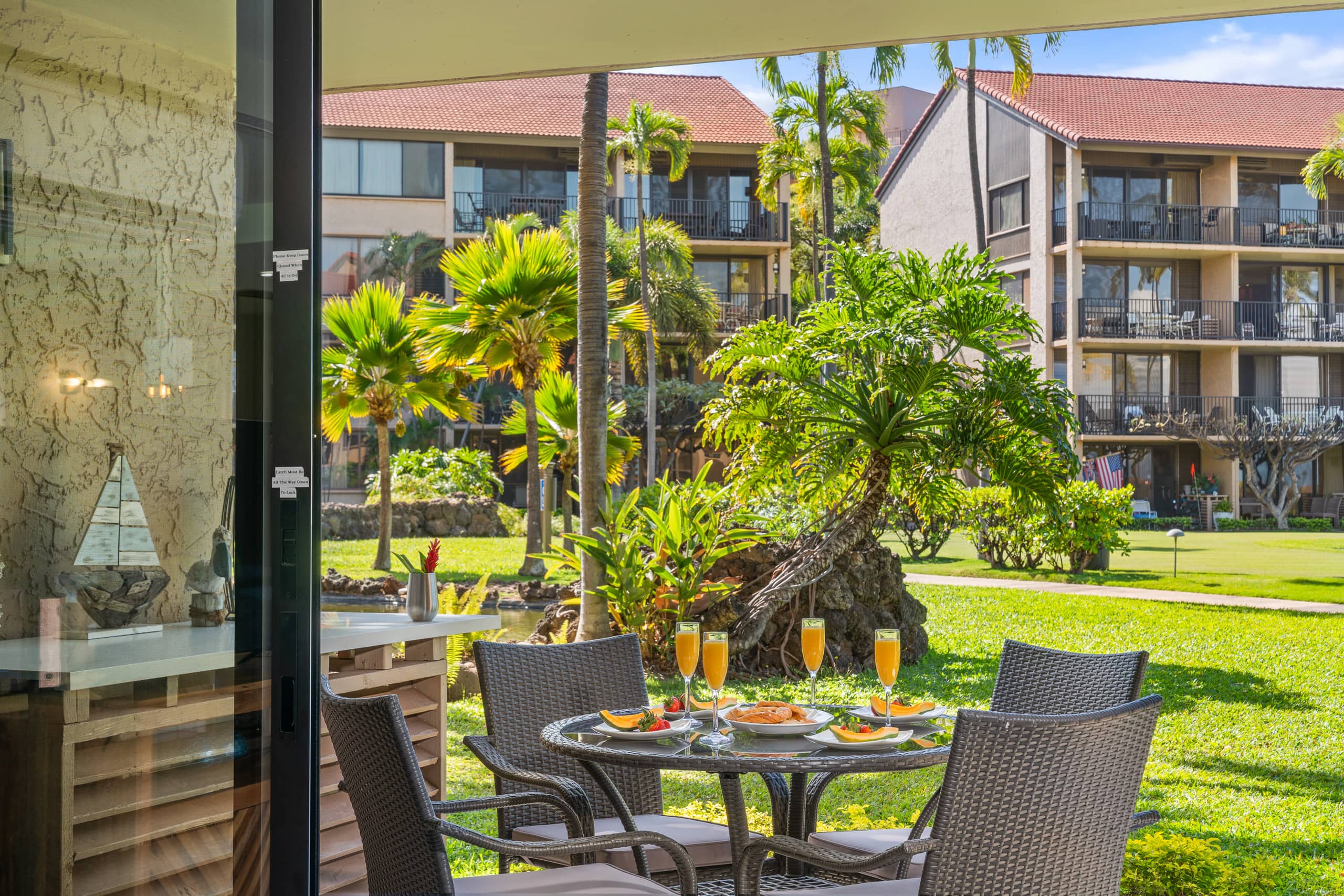 Condo in Lahaina · ★4.97 · 1 bedroom · 2 beds · 1 bath - Image 43