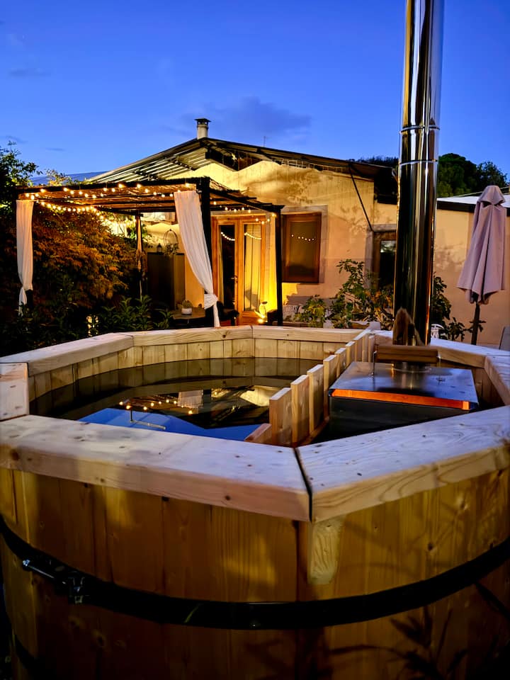 Little House On Etna - Nicolosi