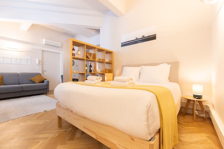 Superbe Appartement Typiquement Bordelais En - Bordeaux