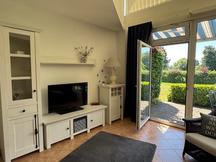 Ferienwohnung Mit Schwimmbad
In Der Golfresidenz - Lensahn